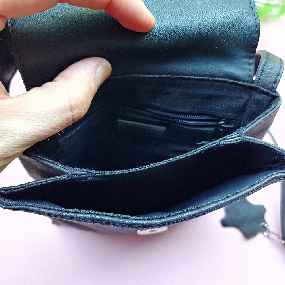 Small black leather crossbody bag - Picture 2 of 6